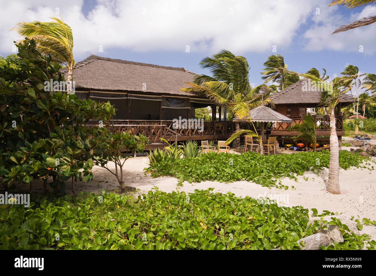 Tropical beach resort hi-res stock photography and images - Alamy