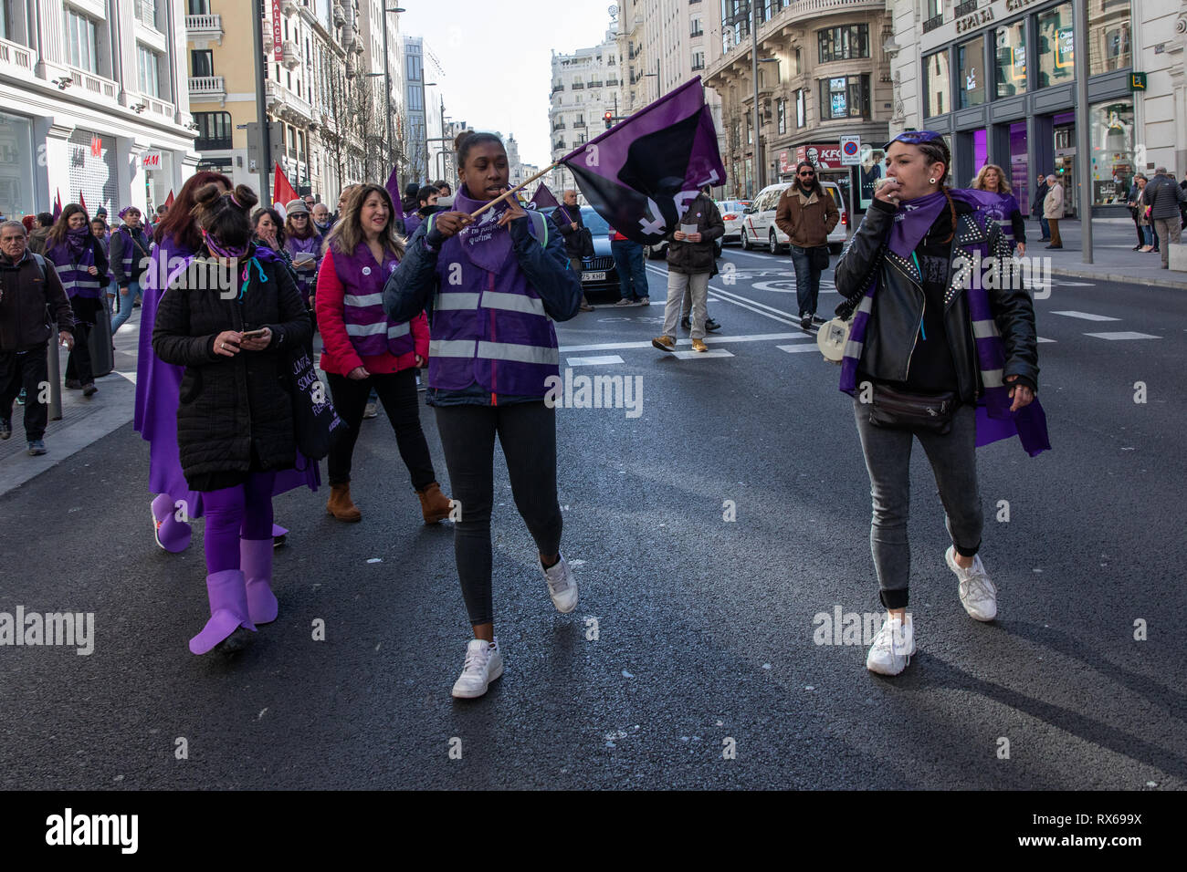 Madrid, Spain. 8th Mar, 2019. Demonstrators seen at the main street of Madrid the Gran Via during women's day.Spain celebrates International Women's Day with a women's general strike and countless protests with events around the country. Credit: Jesus Hellin/SOPA Images/ZUMA Wire/Alamy Live News Stock Photo