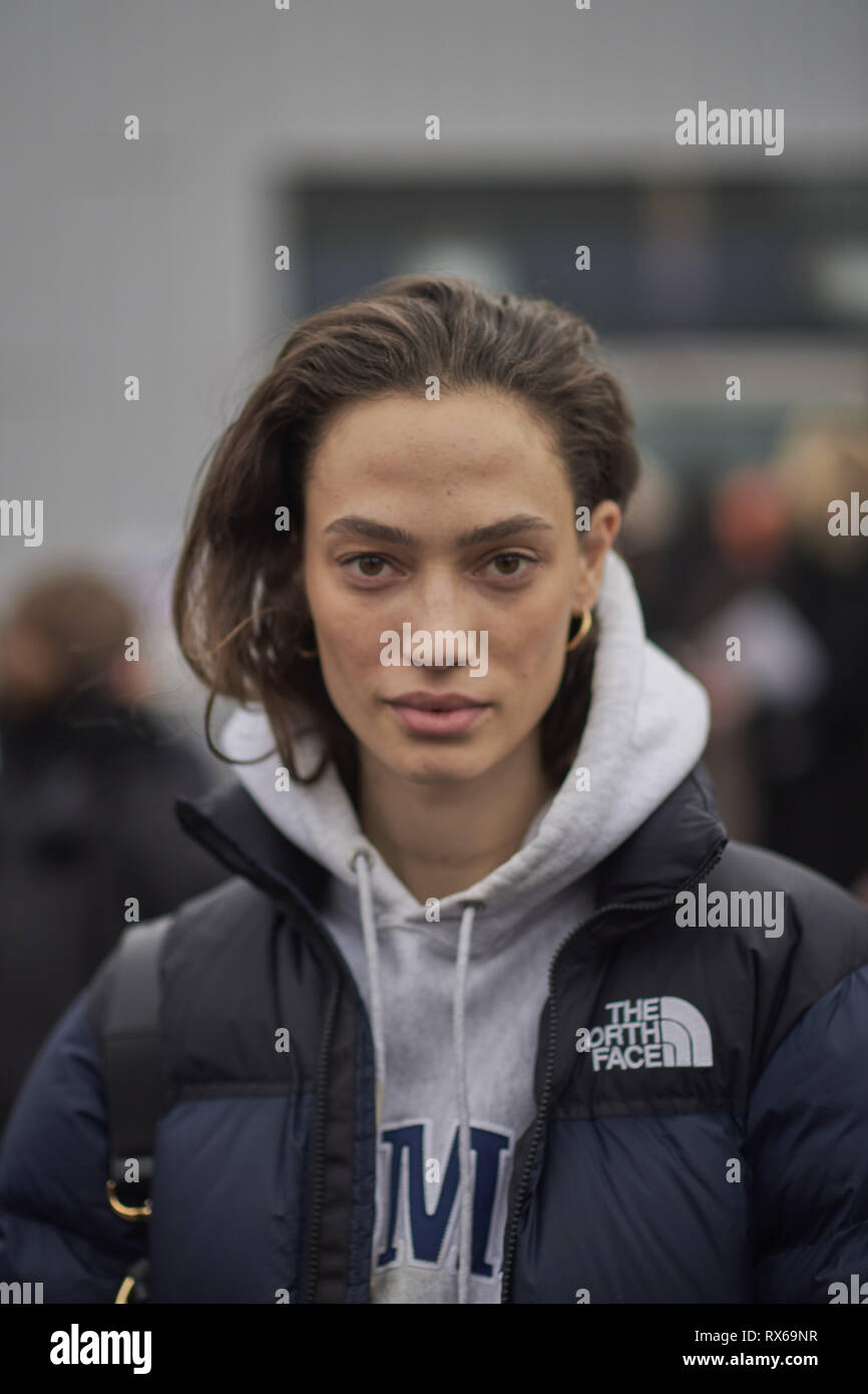 February 11, 2019 - A model poses to cameras on the street after Hugo Boss  show in Manhattan, New York during NYFW FW 2019 (Credit Image: © Wonwoo  Lee/ZUMA Wire Stock Photo - Alamy