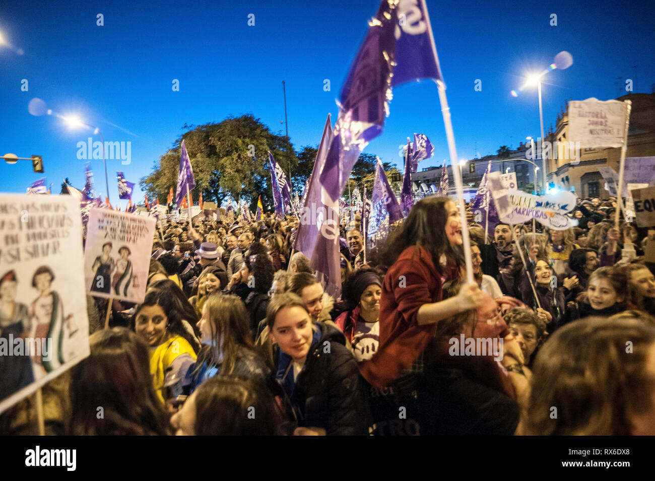Seville, Spain. 08th Mar, 2019. Spain, Seville: Thousands of women and men participate in the demonstration for International Women's Day 2019. Credit: Claudia Wiens/Alamy Live News Stock Photo