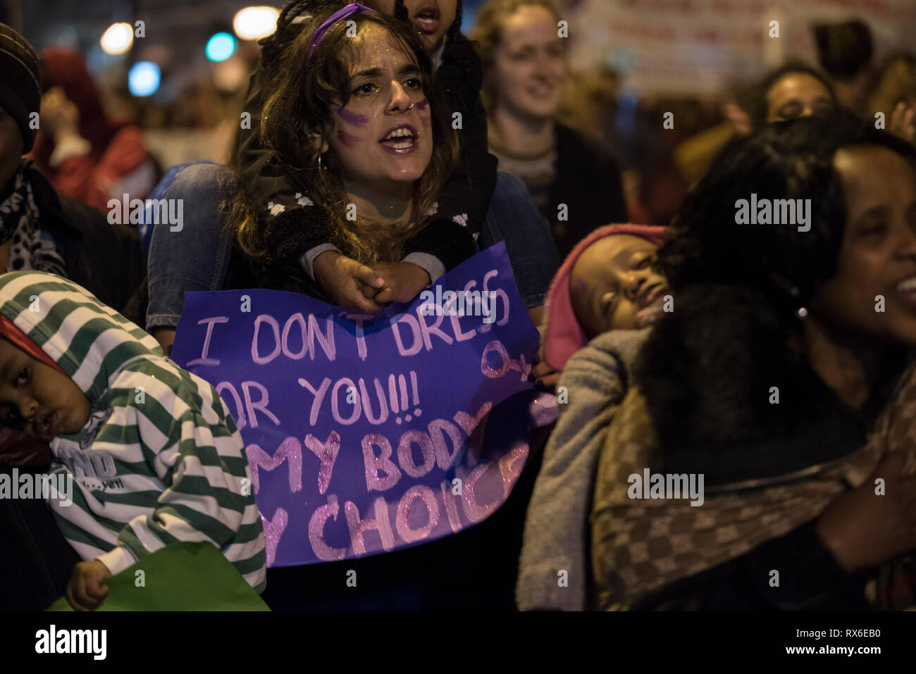 Athens, Greece. 8th Mar 2019. Women and men march in the streets of Athens holding banners and shouting slogans against patriarchy. Feminist, leftist and human rights organizations staged a demonstration to honor International Women's Day and demand equal rights and respect. Credit: Nikolas Georgiou/Alamy Live News Stock Photo