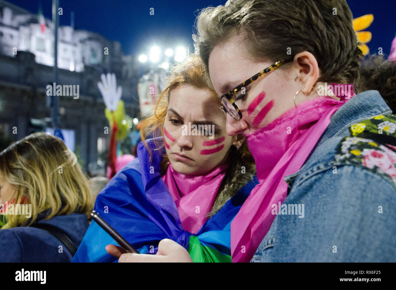 Milan, Italy. 8th Mar 2019. People during a demonstration as part of the International Women's Day on March 8th in Milano Stock Photo