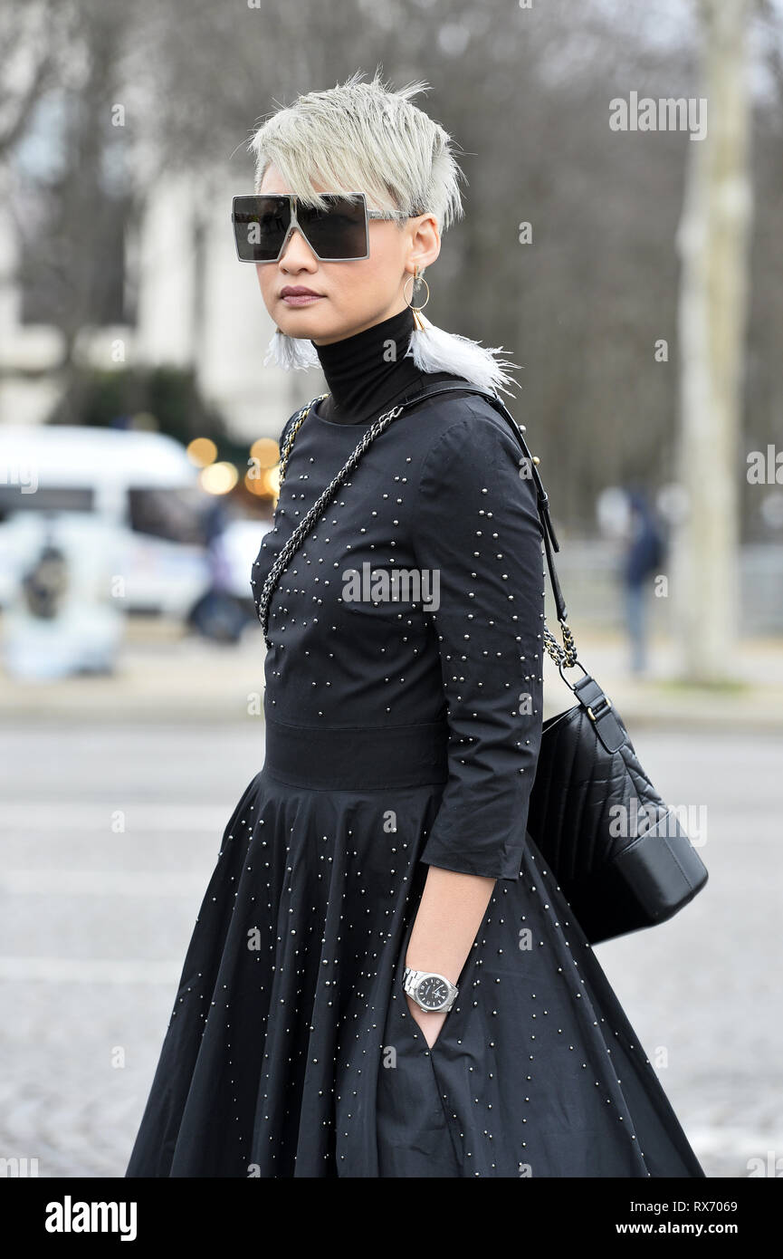 Esther Que - Streetstyle outside CHANEL - Paris Fashion Week RTW FW 2020 -  Paris - France Stock Photo - Alamy