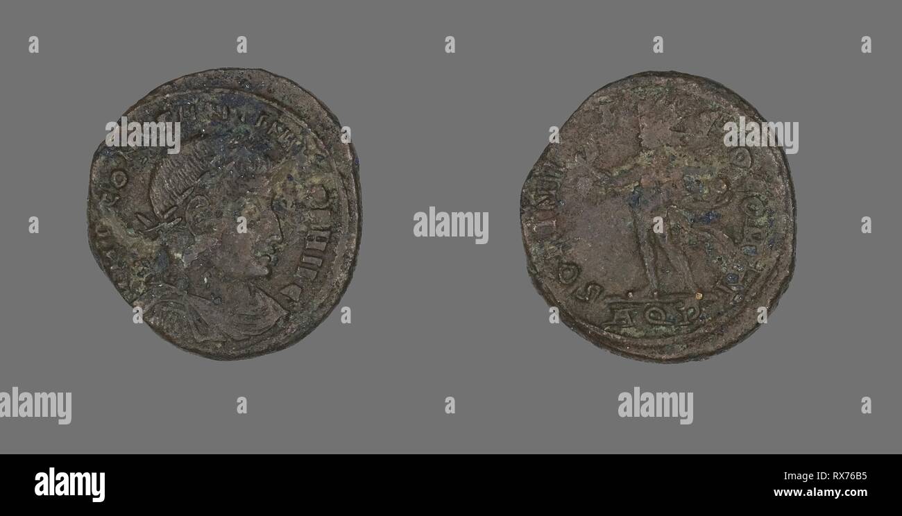 Coin Portraying Emperor Constantine I. Roman, minted in Aquileia. Date: 317 AD. Dimensions: Diam. 2.1 cm; 3.67 g. Bronze. Origin: Roman Empire. Museum: The Chicago Art Institute. Author: ANCIENT ROMAN. Stock Photo