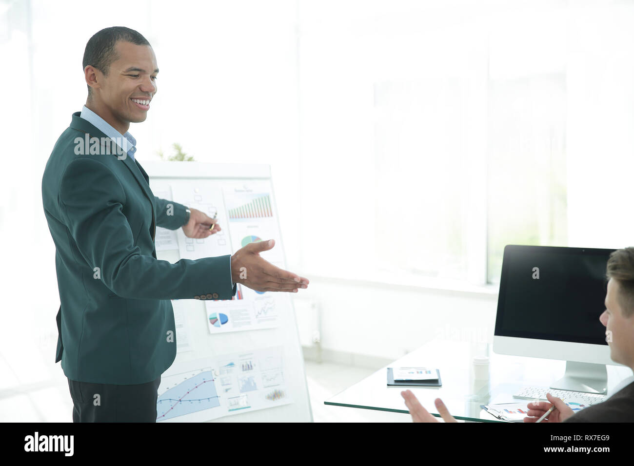 Presentation man suit flip hi-res stock photography and images - Alamy