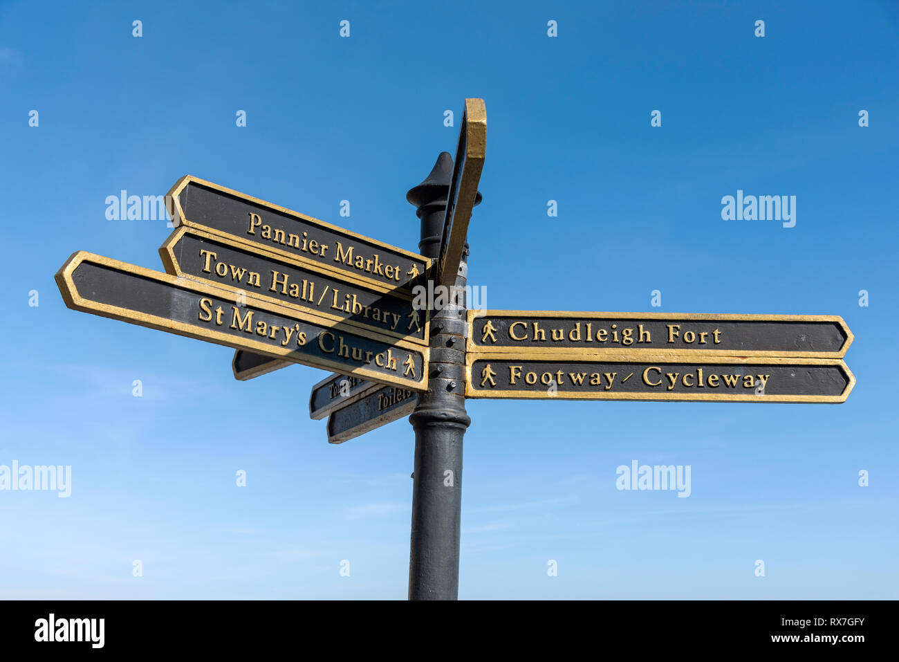 Places to see in devon hi-res stock photography and images - Alamy