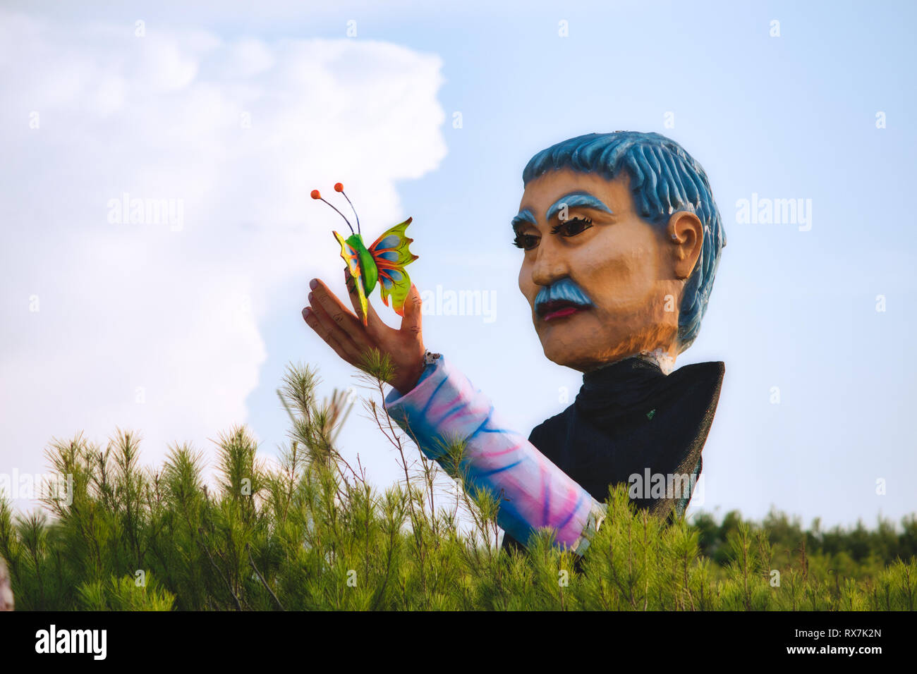 Glass fibre statue hires stock photography and images Alamy