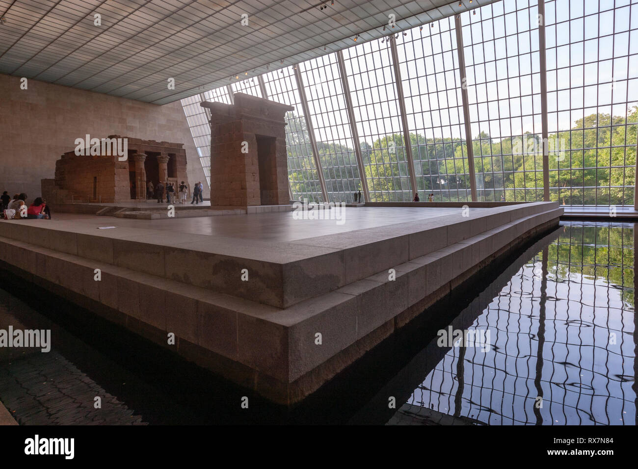 Egyptian art metropolitan museum art hires stock photography and