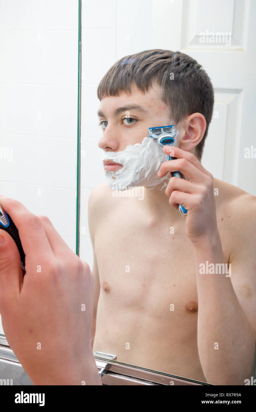 teenage sex voyeur shaving