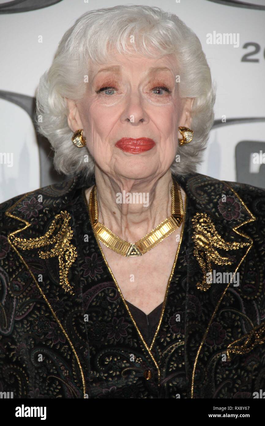 Joyce randolph hires stock photography and images Alamy