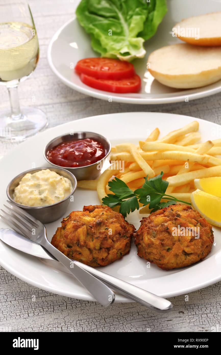 homemade Maryland crab cakes plate Stock Photo Alamy