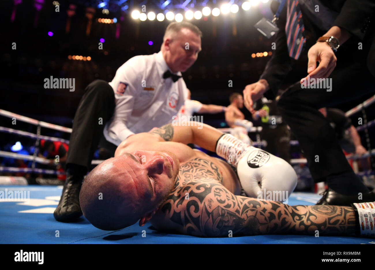 joe-mullender-is-knocked-out-by-liam-williams-during-the-british