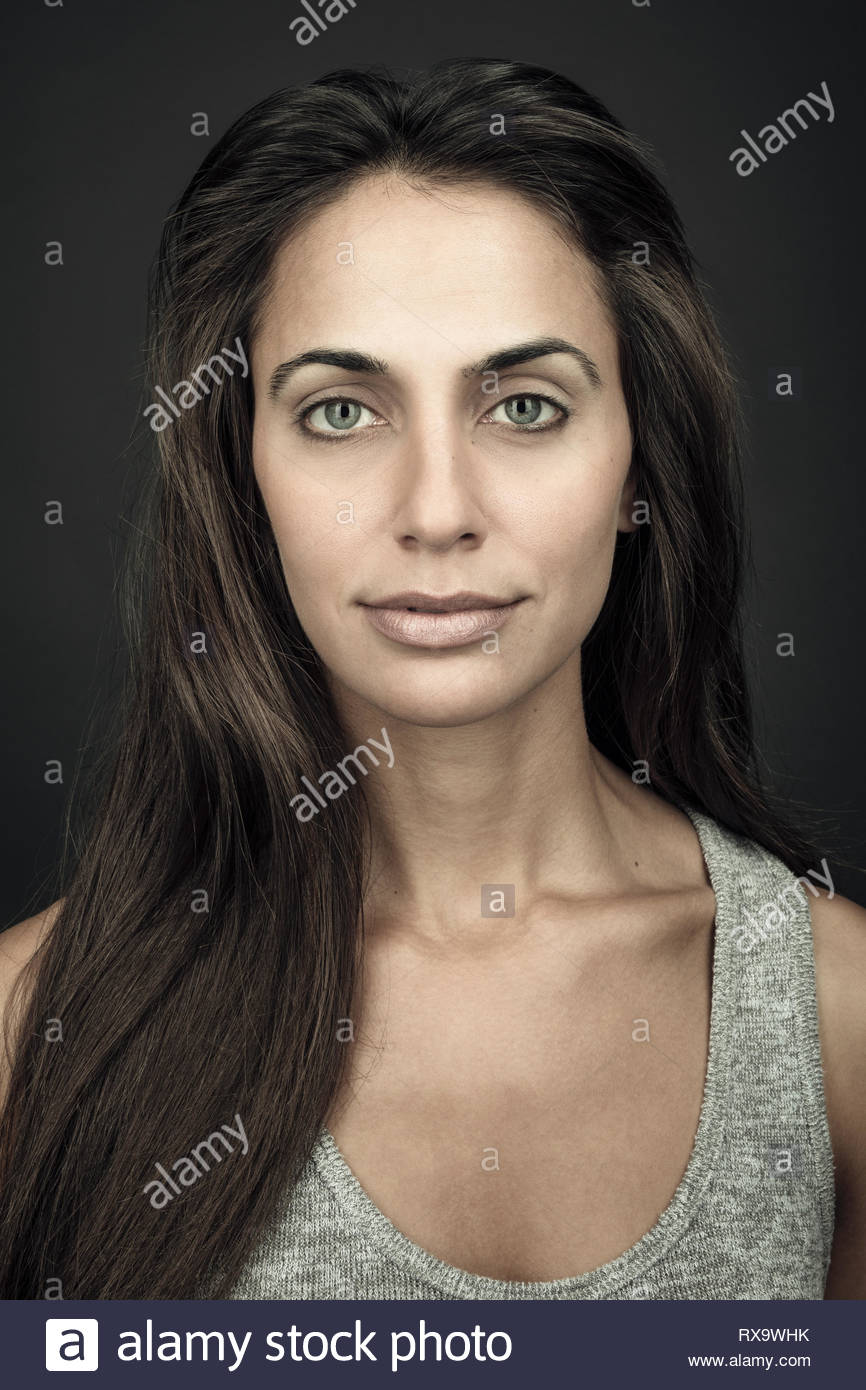 Woman brunette long hair hi-res stock photography and images - Alamy