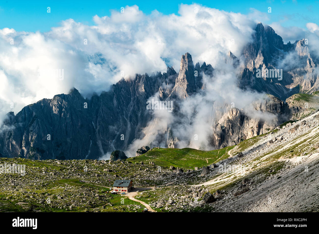 Cadini di Misurina, Sextener Range, Dolomites, Belluno, Northern Italy (Rifugio Lavradeo in the foreground) Stock Photo