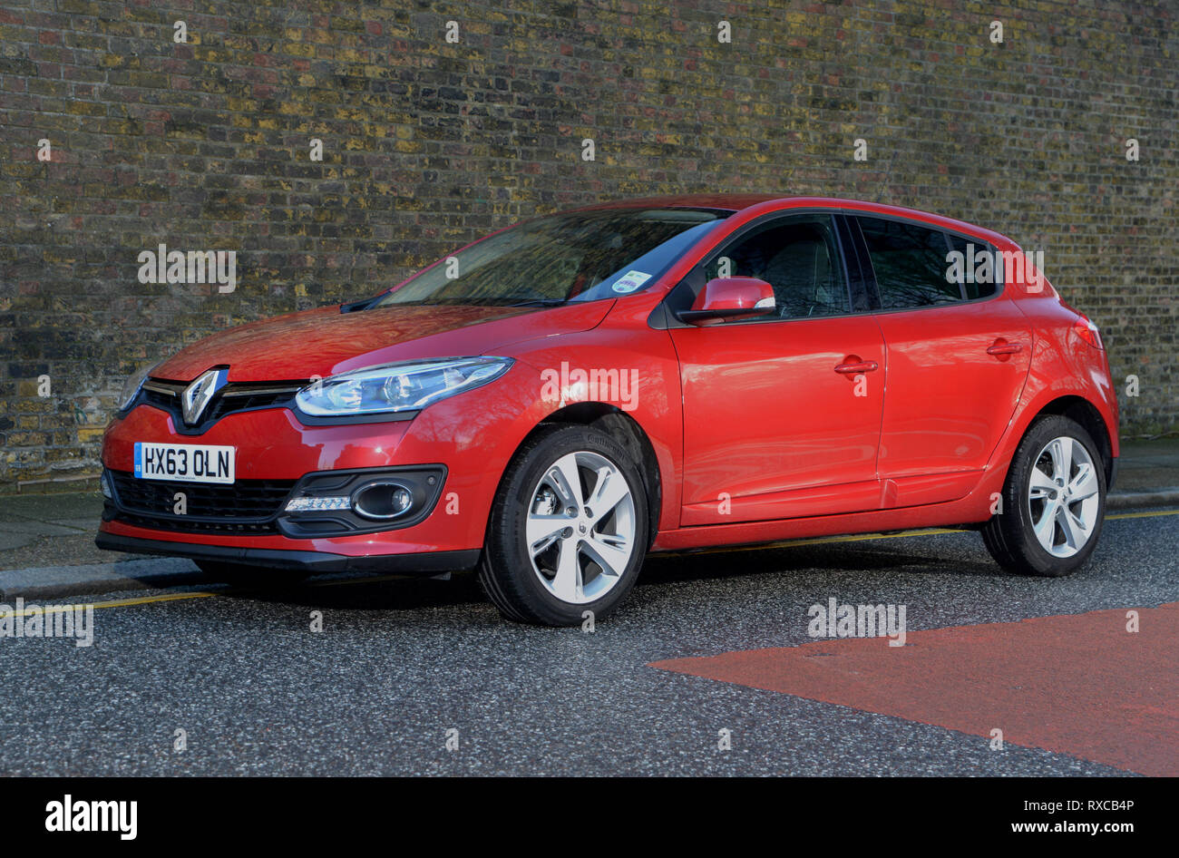 smog Ideaal rivier 2014 Renault Megane Coupe 1.5 diesel, C- segment mid size modern French car  Stock Photo - Alamy