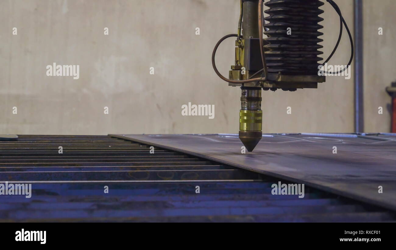 Closer look of the plasma cutter not working. The plasma cutter with a