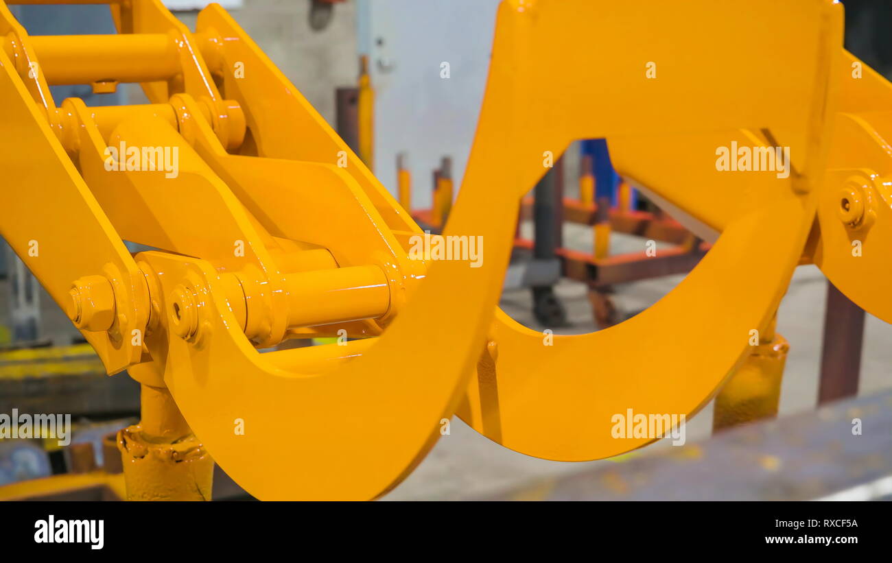 Factory install hi-res stock photography and images - Alamy