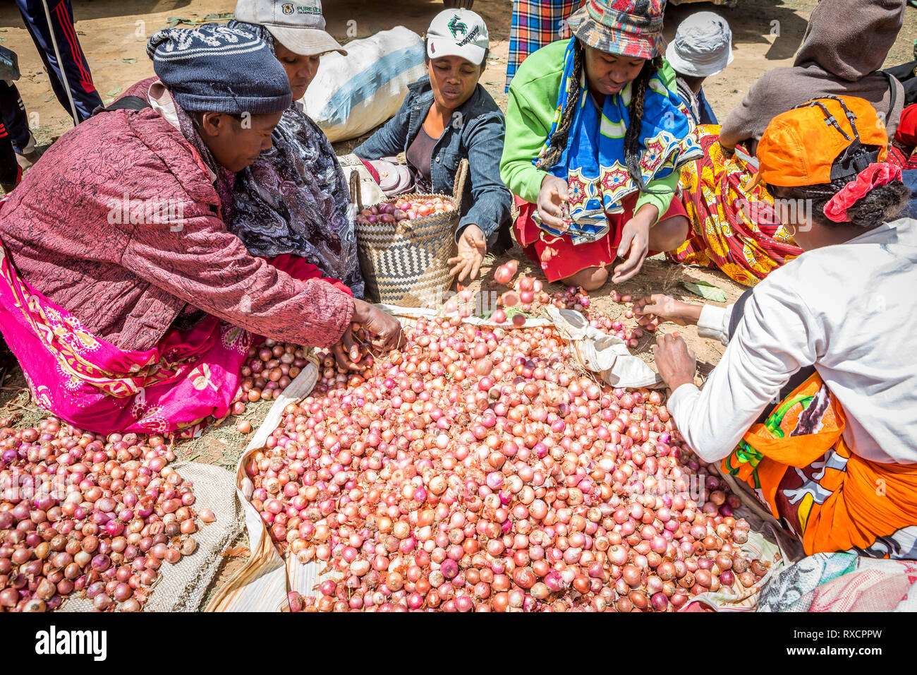 Onions stand, food market, Fianarantsoa city, Madagascar Stock Photo