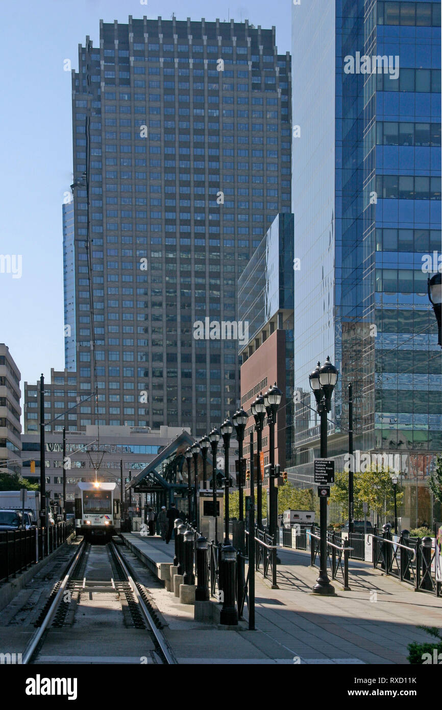 Train passing through Jersey City, NJ, USA Stock Photo - Alamy