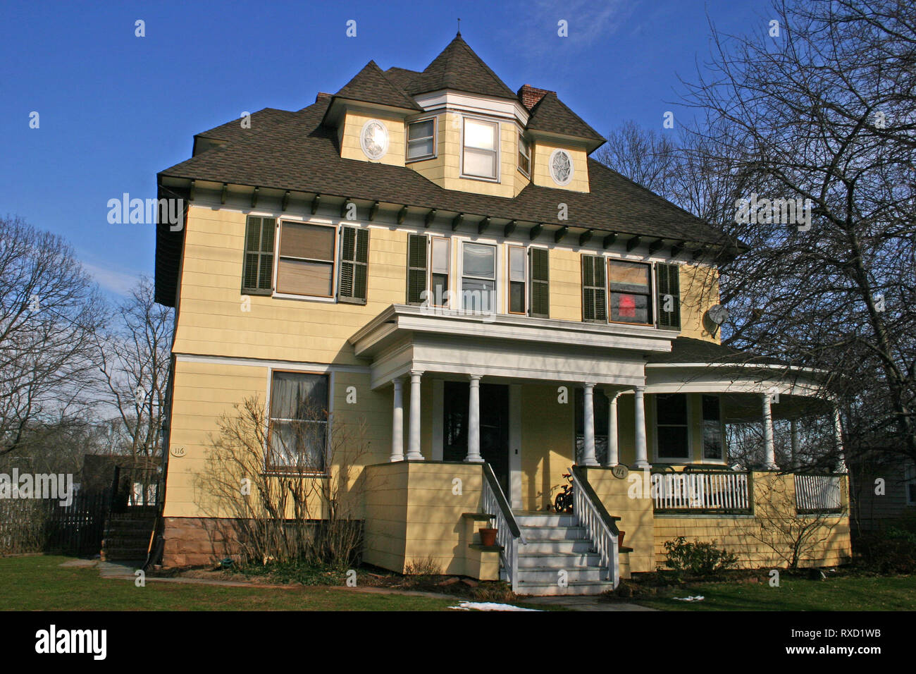 Large wooden house in Somerville, New Jersey, USA Stock Photo Alamy