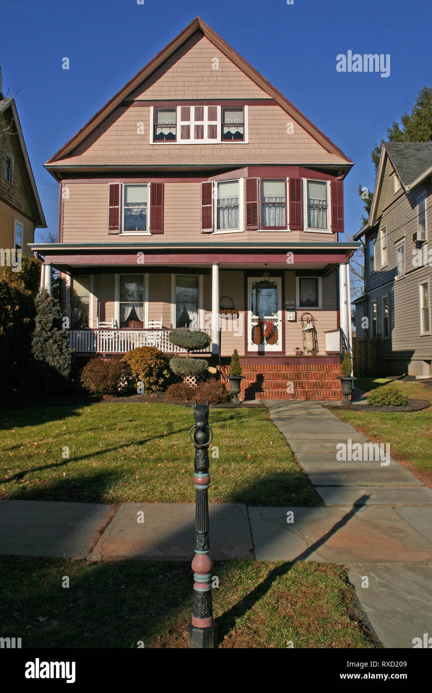Large wooden house in Somerville, New Jersey, USA Stock Photo Alamy