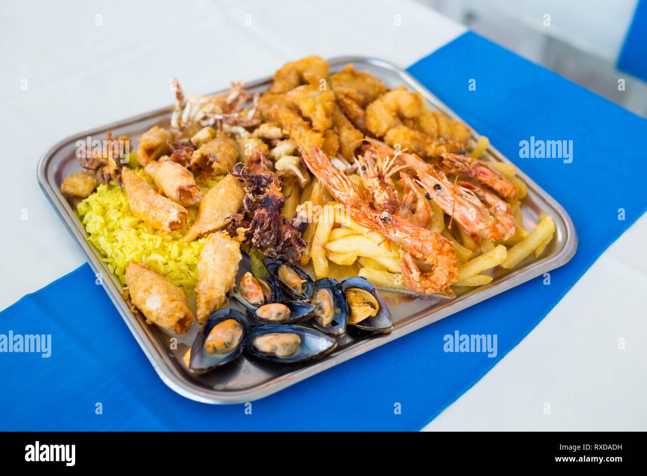 Prawn fries and rice hires stock photography and images Alamy