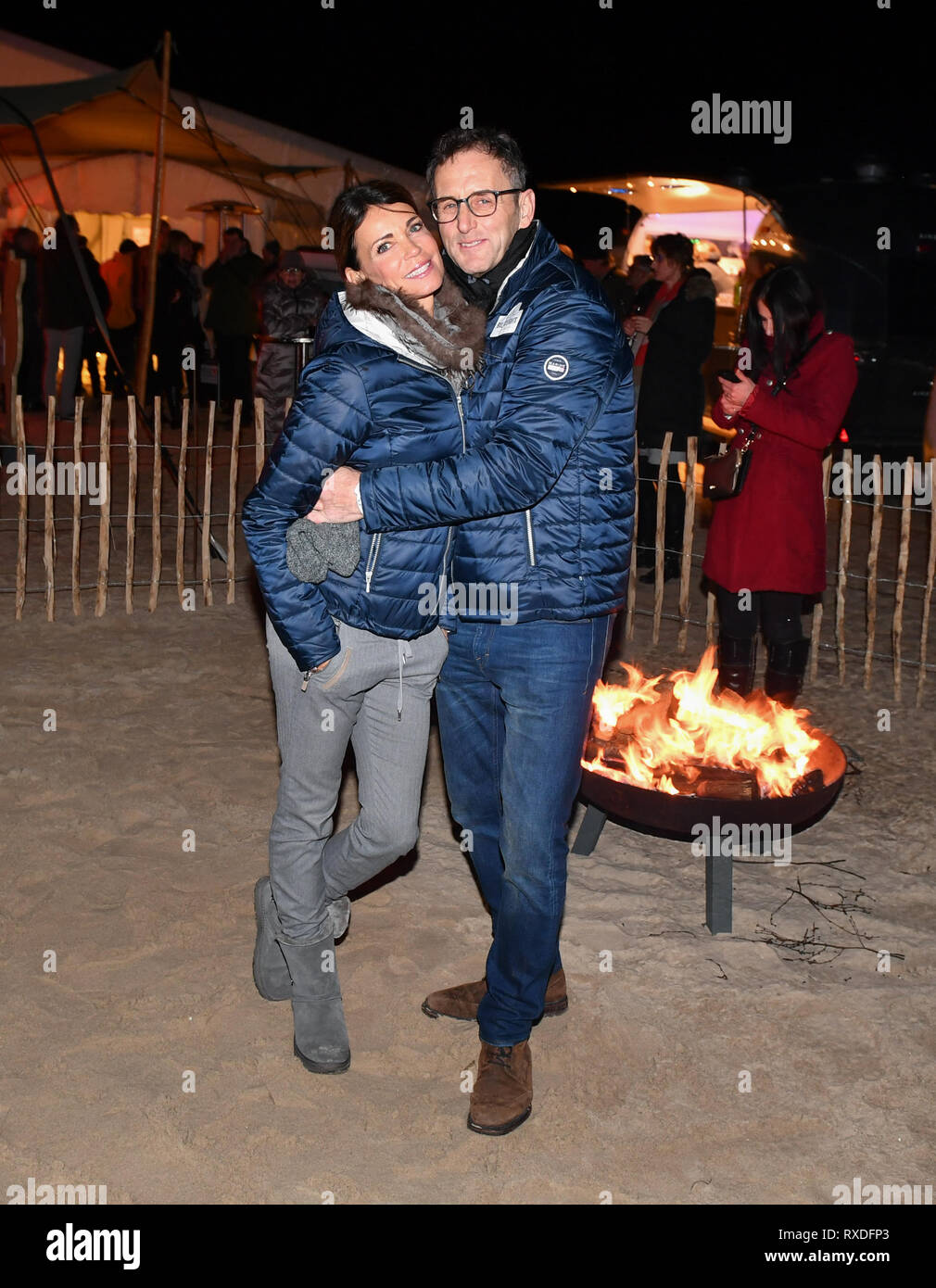 Heringsdorf, Germany. 08th Mar, 2019. Gerit Kling and her husband Wolfram Becker at the opening of Germany's most northern sled dog race 'Baltic Lights' in the VIP tent. Credit: Jens Kalaene/dpa-Zentralbild/ZB/dpa/Alamy Live News Stock Photo