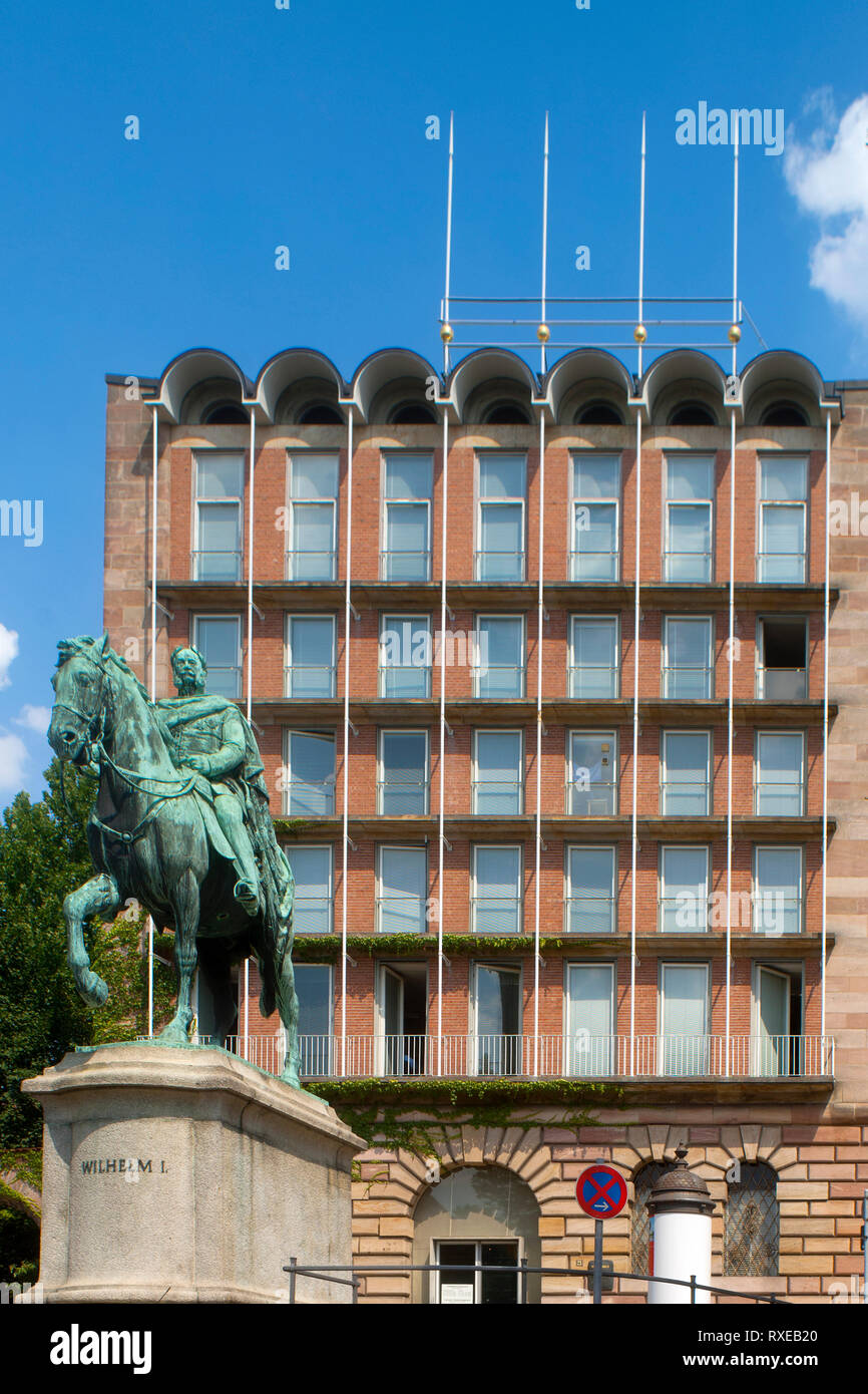 Deutschland, Bayern, Franken, Nürnberg, Pellerhaus, ein kunst- und architekturgeschichtlich sehr bedeutendes Nürnberger Renaissance-Bürgerhaus mit rei Stock Photo