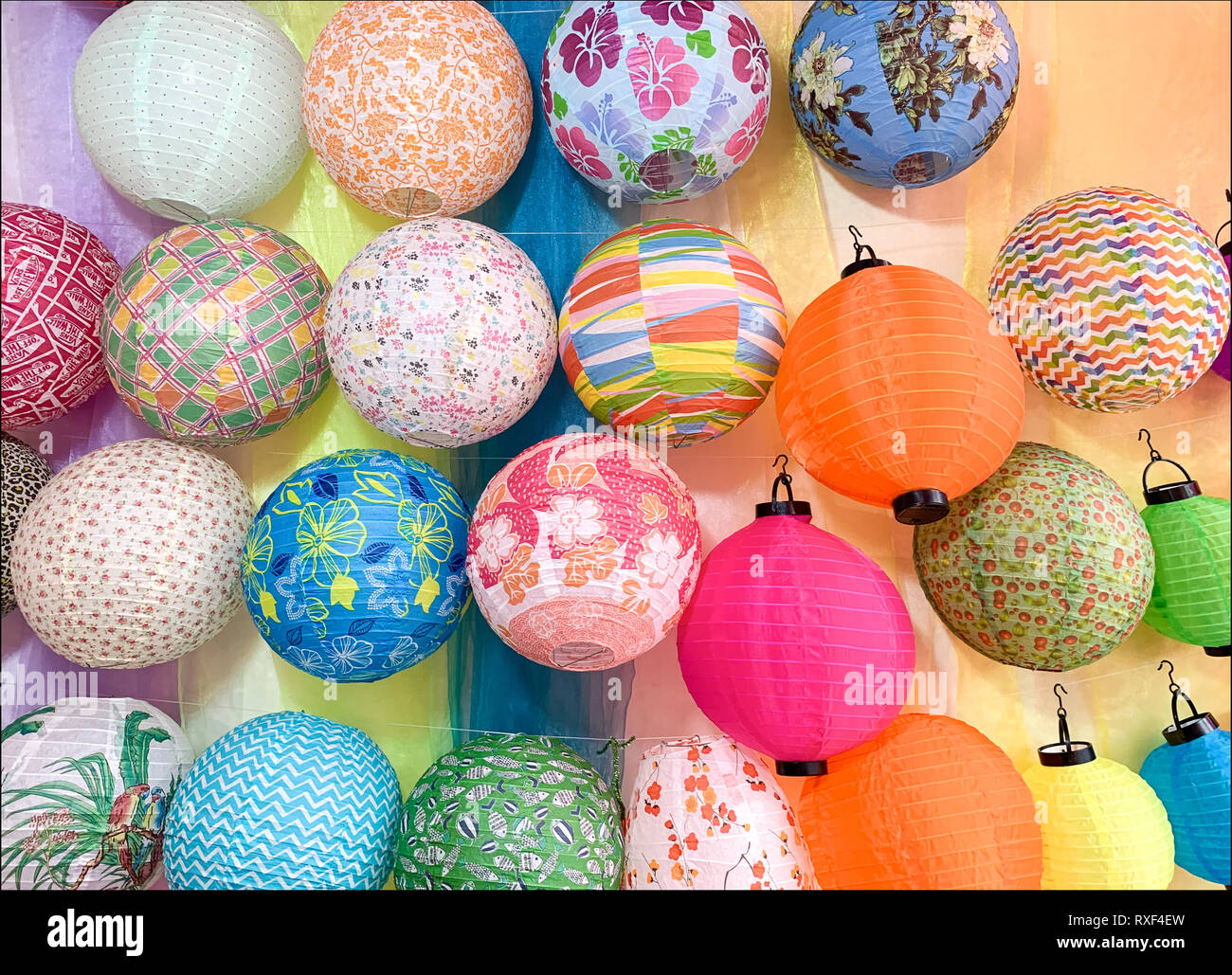 Traditional colorful sphere paper lanterns for sale,Fuzhou,Fujian,China
