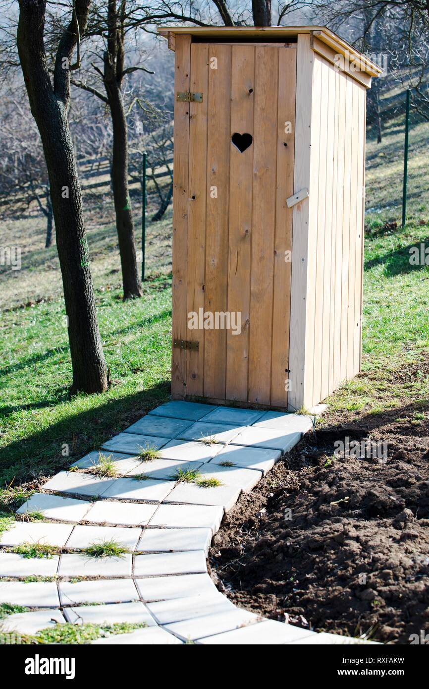 Outside toilet garden hires stock photography and images Alamy