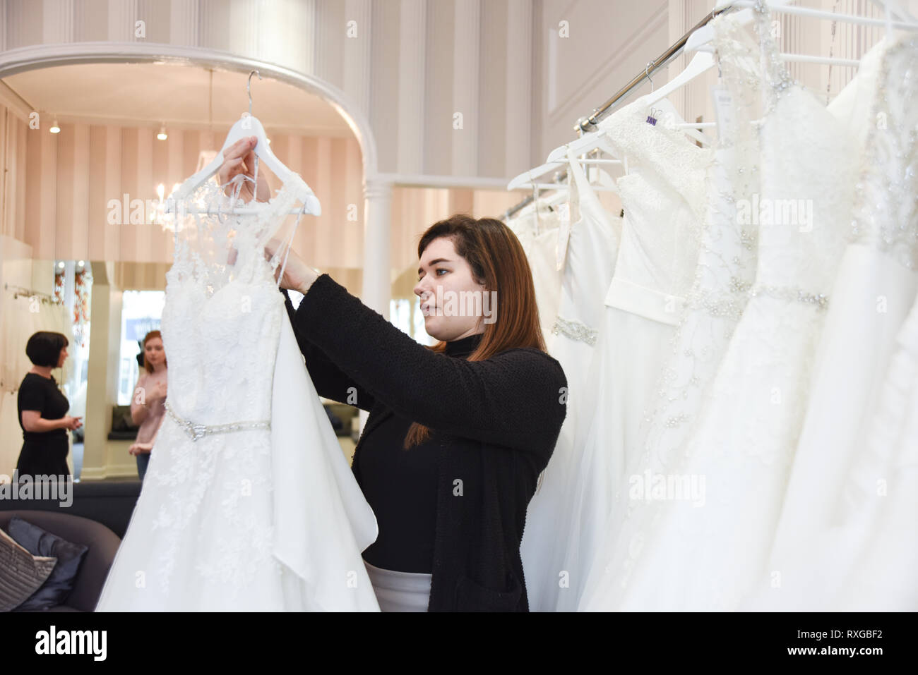 dream of getting dressed