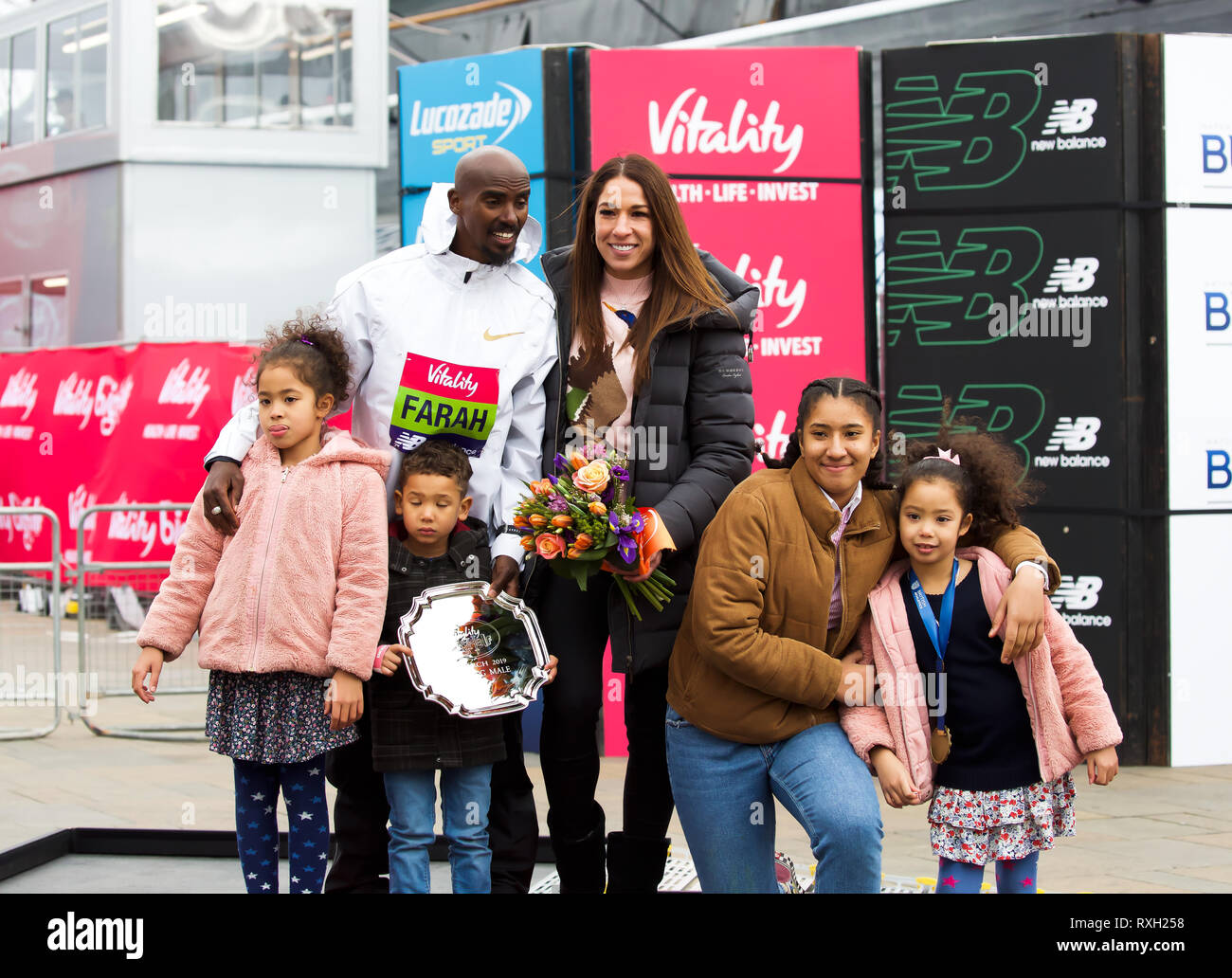 sir-mo-farah-poses-high-resolution-stock-photography-and-images-alamy