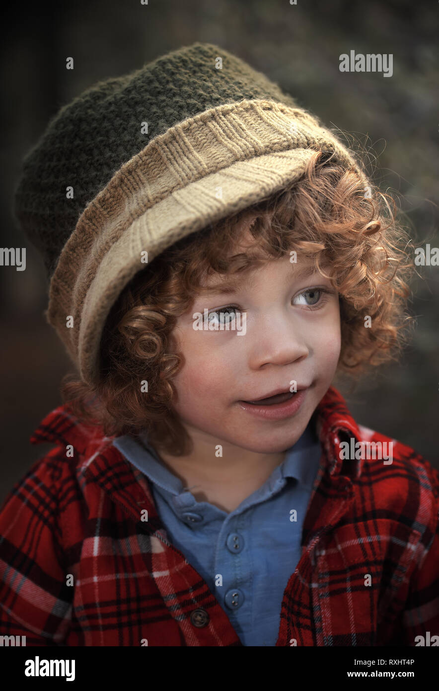 Blonde kid curly hair hi-res stock photography and images - Alamy