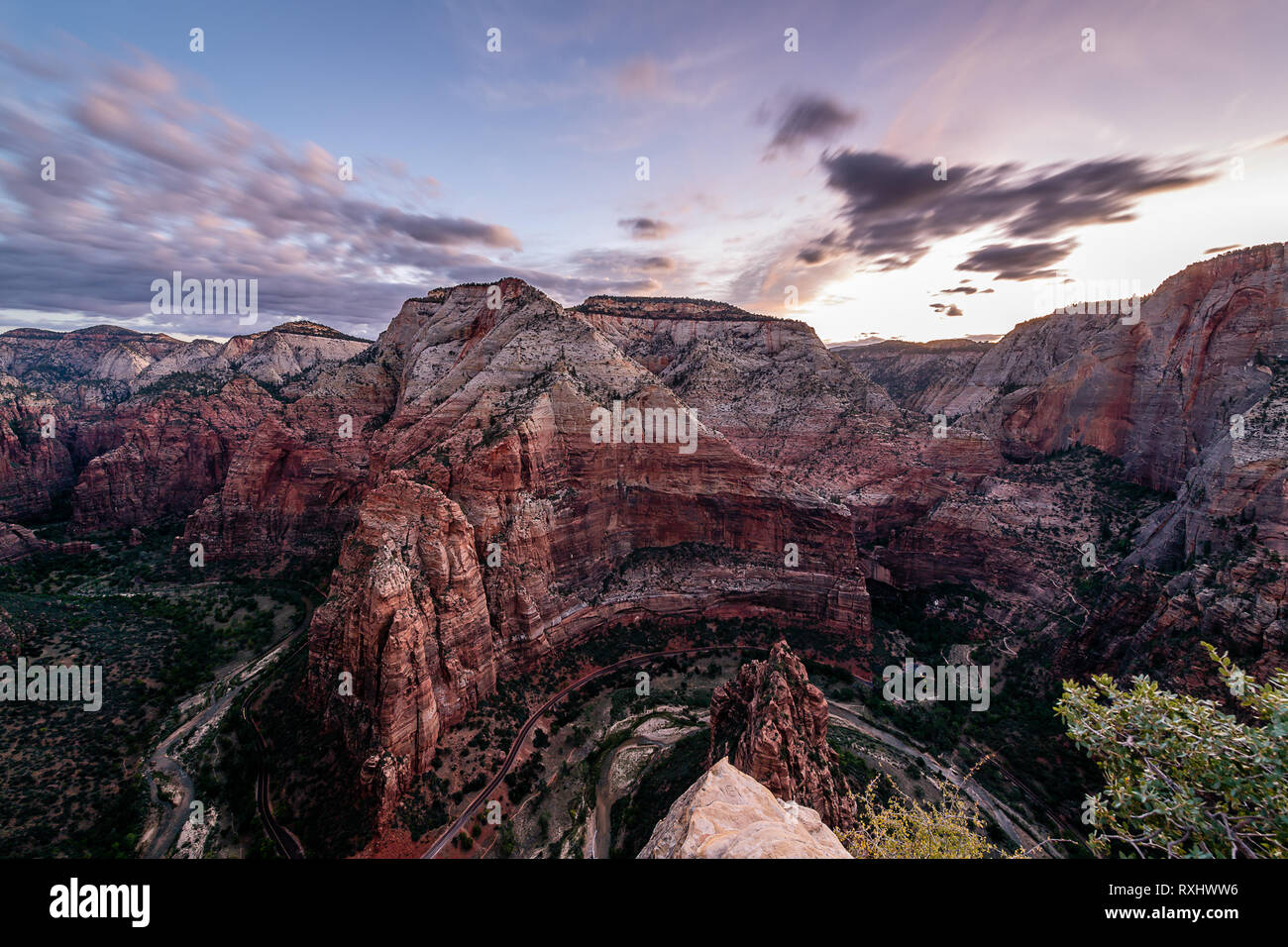 Golden hour in zion hi-res stock photography and images - Alamy