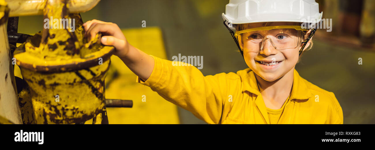 Boy operator recording operation of oil and gas process at oil and rig plant, offshore oil and gas industry, offshore oil and rig in the sea, operator Stock Photo