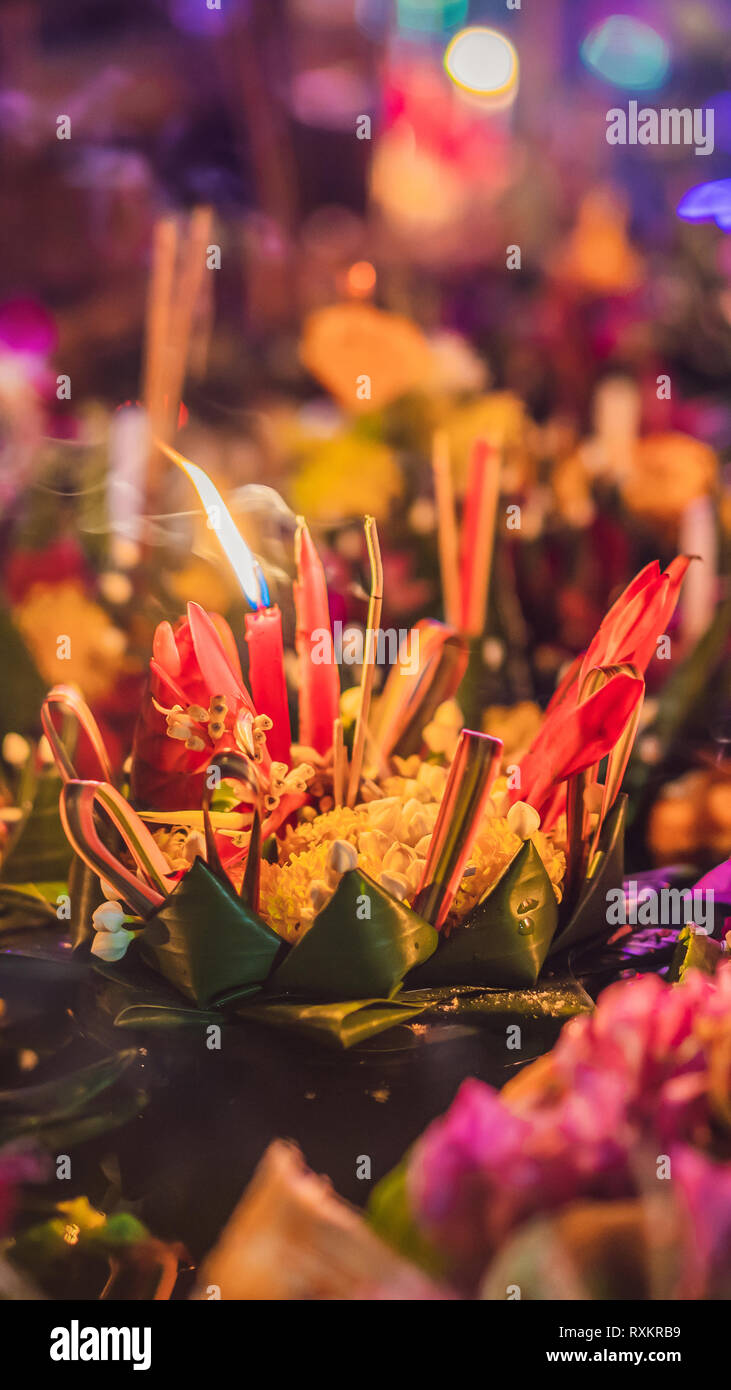 loi krathong clipart of flowers