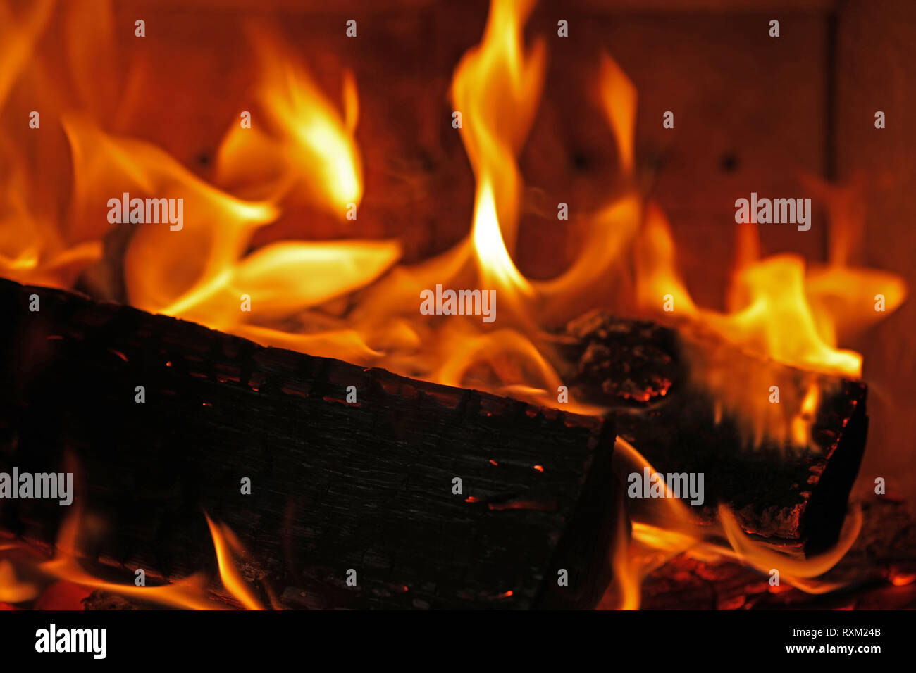 Wood Fire Glow Embers Stock Photo 240156571 Alamy
