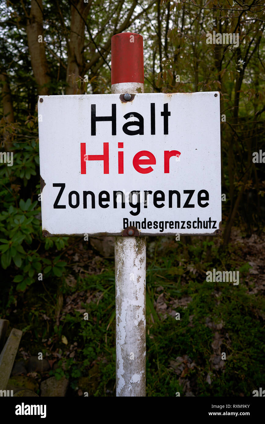 Sign at the former inner-German border with the inscription 'Stop, here zone boundary' Stock Photo
