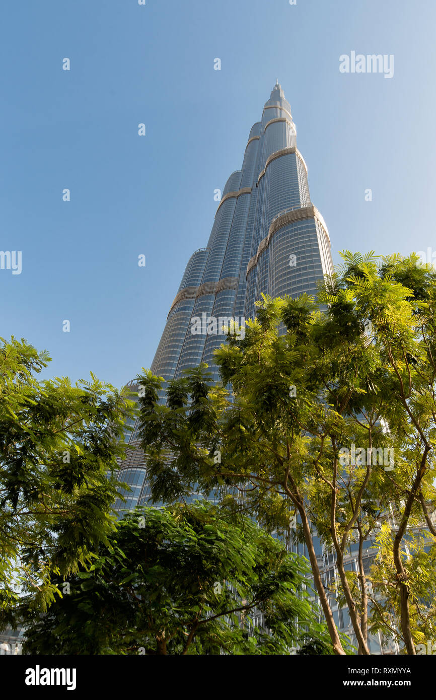 The Tallest Man Made Structure In The World At 828 High Resolution 