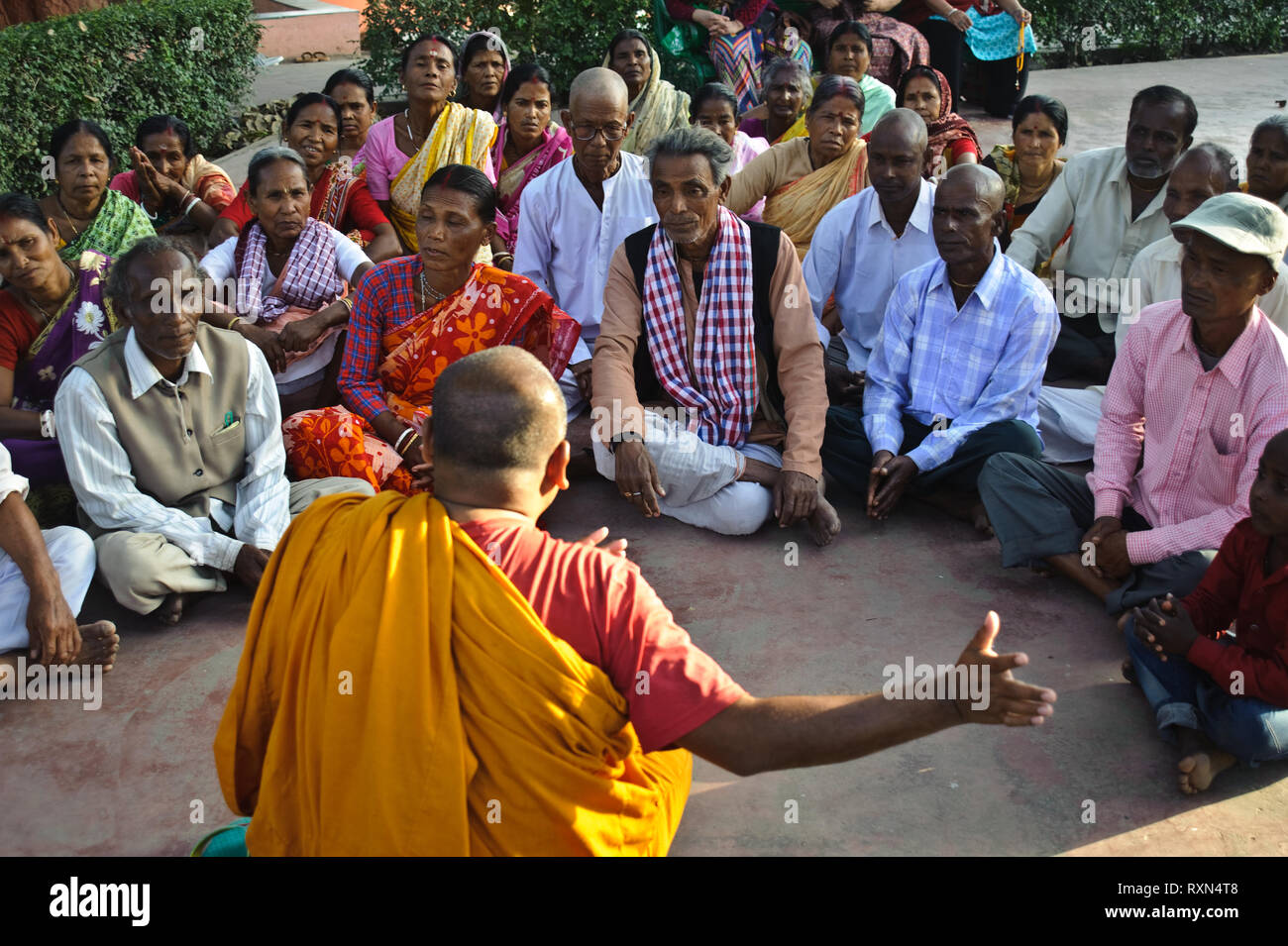 Hindu teacher pilgrims hi-res stock photography and images - Alamy