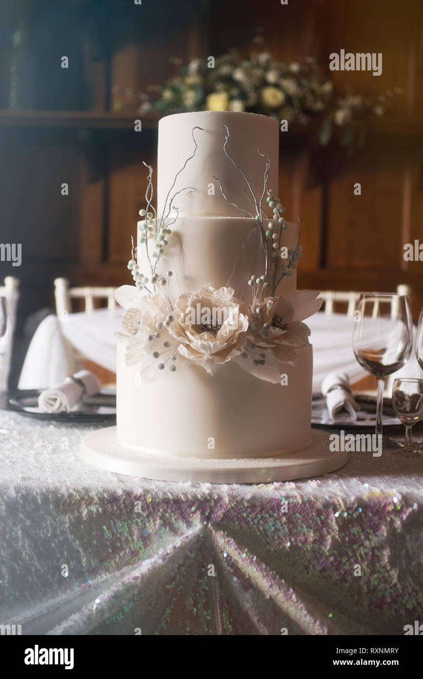 Wedding Cake Ideas High Resolution Stock Photography And Images Alamy