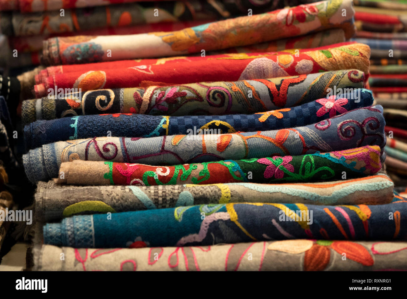 Various different colors silk fabric cloth Stock Photo - Alamy