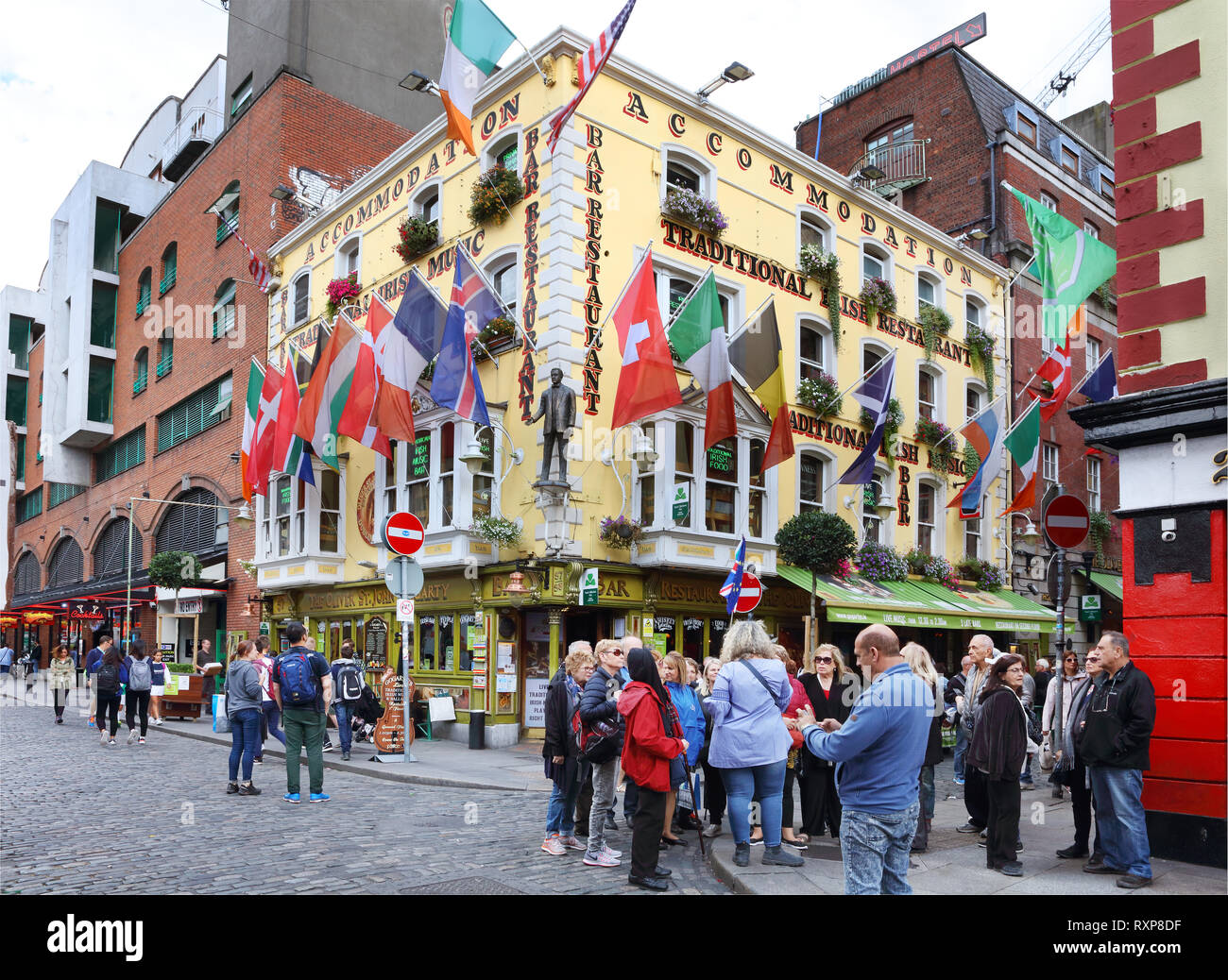 Attention-grabbing facades on a building housing the Oliver St John Gogarty's pub and restaurant, Temple Bar District, Dublin, Ireland Stock Photo