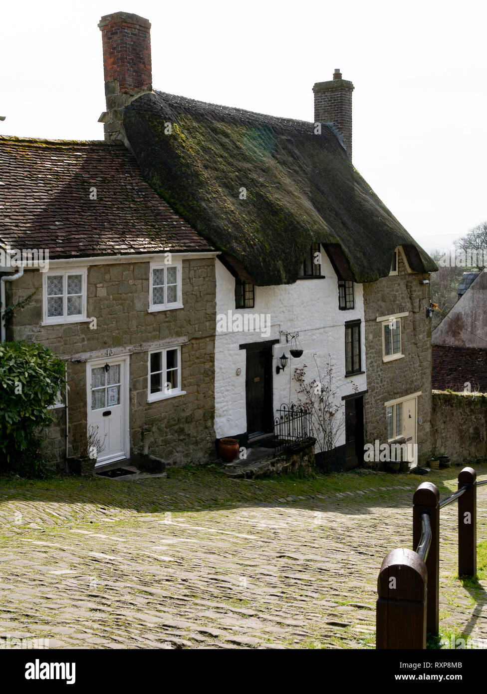 Gold hill ('Hovis' hill), Shaftesbury, Dorset, UK Stock Photo Alamy