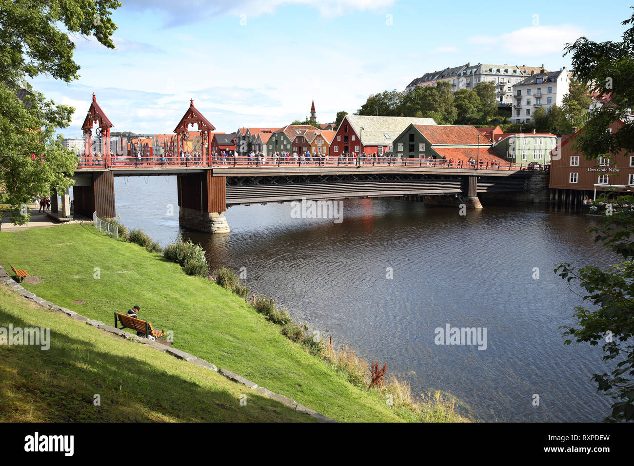 Old Town Bridge (Gamle Bybro) over the Nidelva River in the Bakklandet neighbourhood of Tronheim, Norway Stock Photo