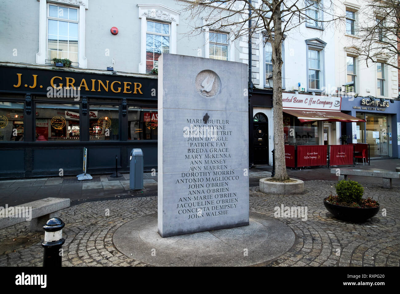 talbot street memorial to the victims of the 1974 dublin and monaghan bombings Dublin Republic of Ireland europe Stock Photo