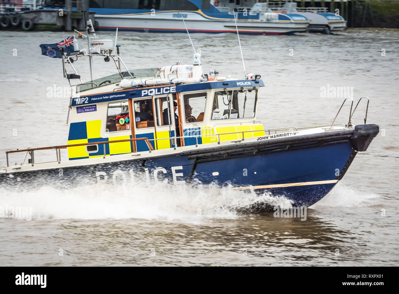 Security patrol boat hi-res stock photography and images - Page 31