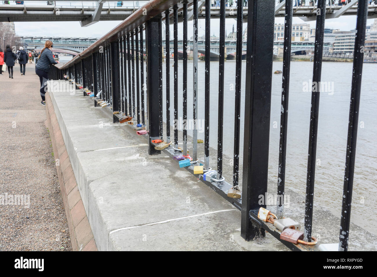 London england uk love padlocks hires stock photography and images Alamy