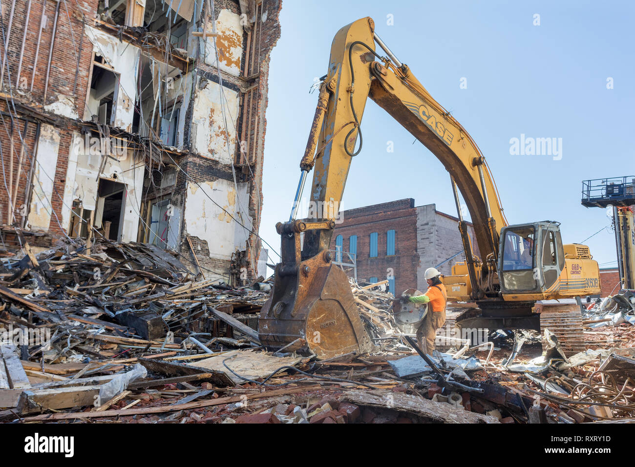 Burlington, Iowa, USA. 10th March, 2019. On a warming Sunday afternoon