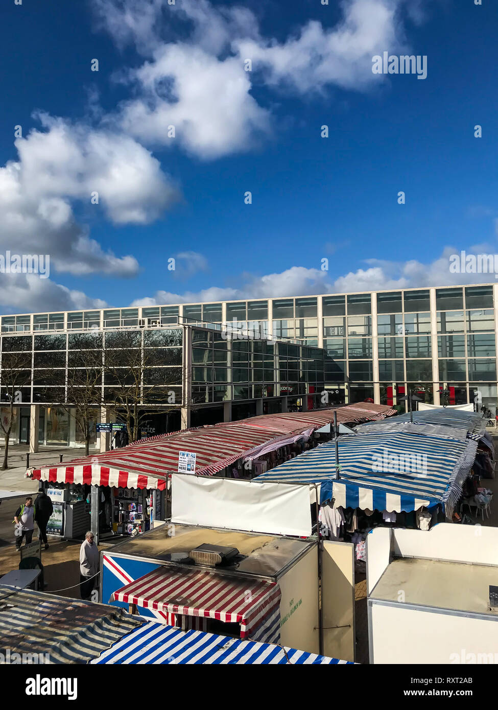Milton keynes outdoor market hires stock photography and images Alamy
